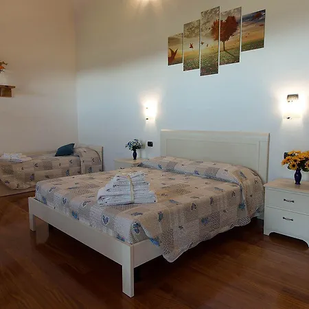 Al Colle Farm stay *